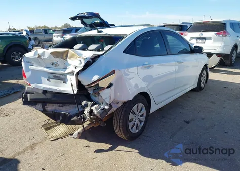2015 Hyundai Accent Gls z USA, uszkodzony, nr VIN KMHCT4AE4FU801324